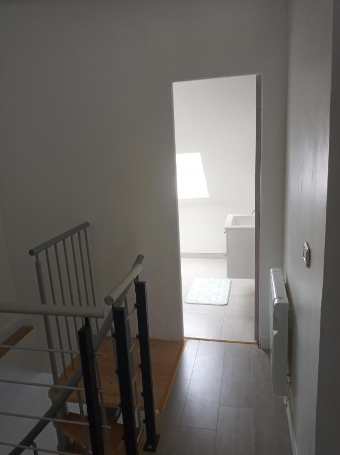 Duplex Agreable Et Calme Apartment Chateau-Thierry Bagian luar foto
